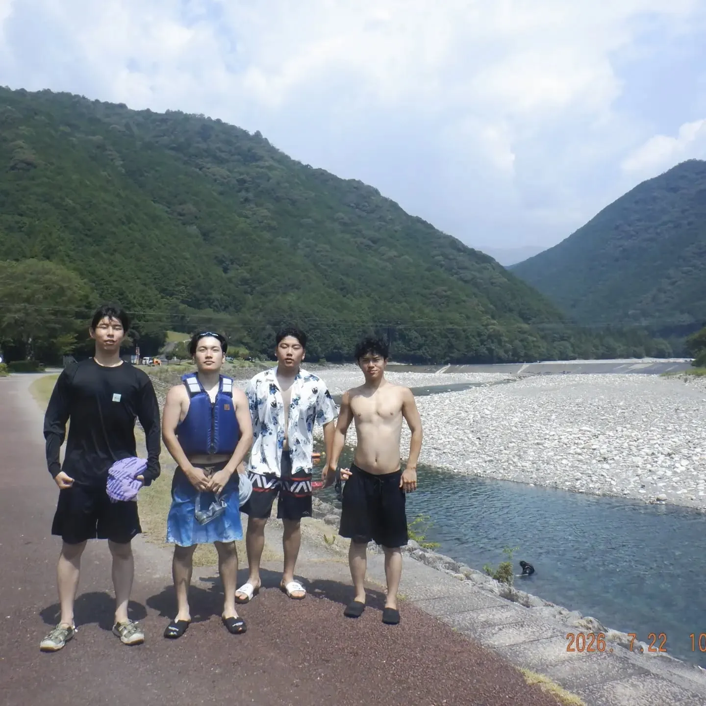 夏休み3連休に、次男の友達と５人で、毎年お世話になっている、...